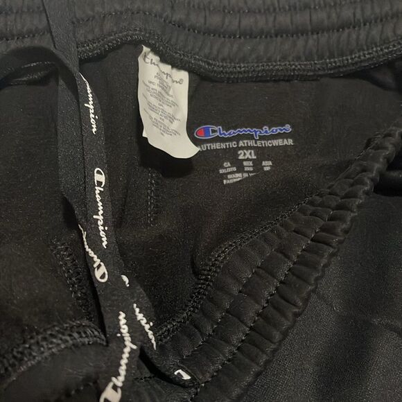 NWT- Champion - men’s 2XL. Game Day Jogger - Picture 9 of 10